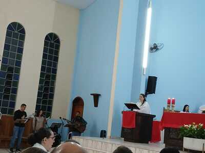 Bairro Cristo Rei celebra Pentecostes com missa especial e consagração dos dizimistas